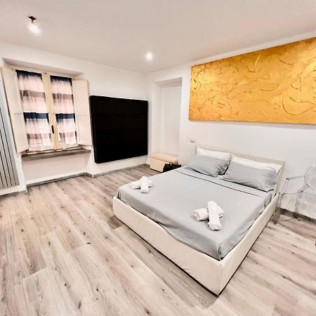 Abstract House Design Home In Center Of Τορίνο Εξωτερικό φωτογραφία