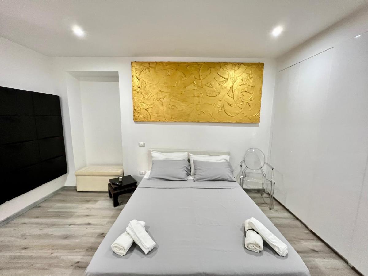 Abstract House Design Home In Center Of Τορίνο Εξωτερικό φωτογραφία