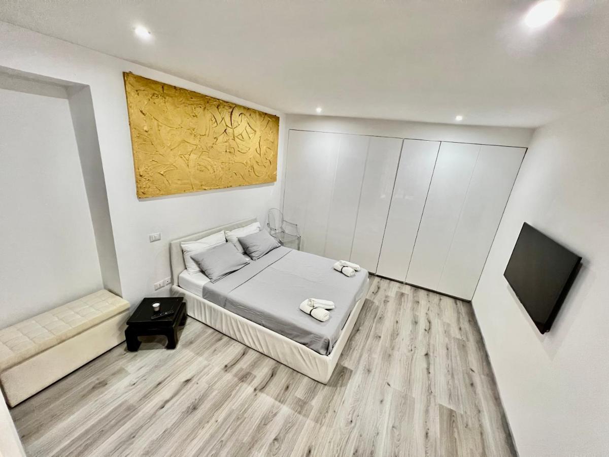 Abstract House Design Home In Center Of Τορίνο Εξωτερικό φωτογραφία