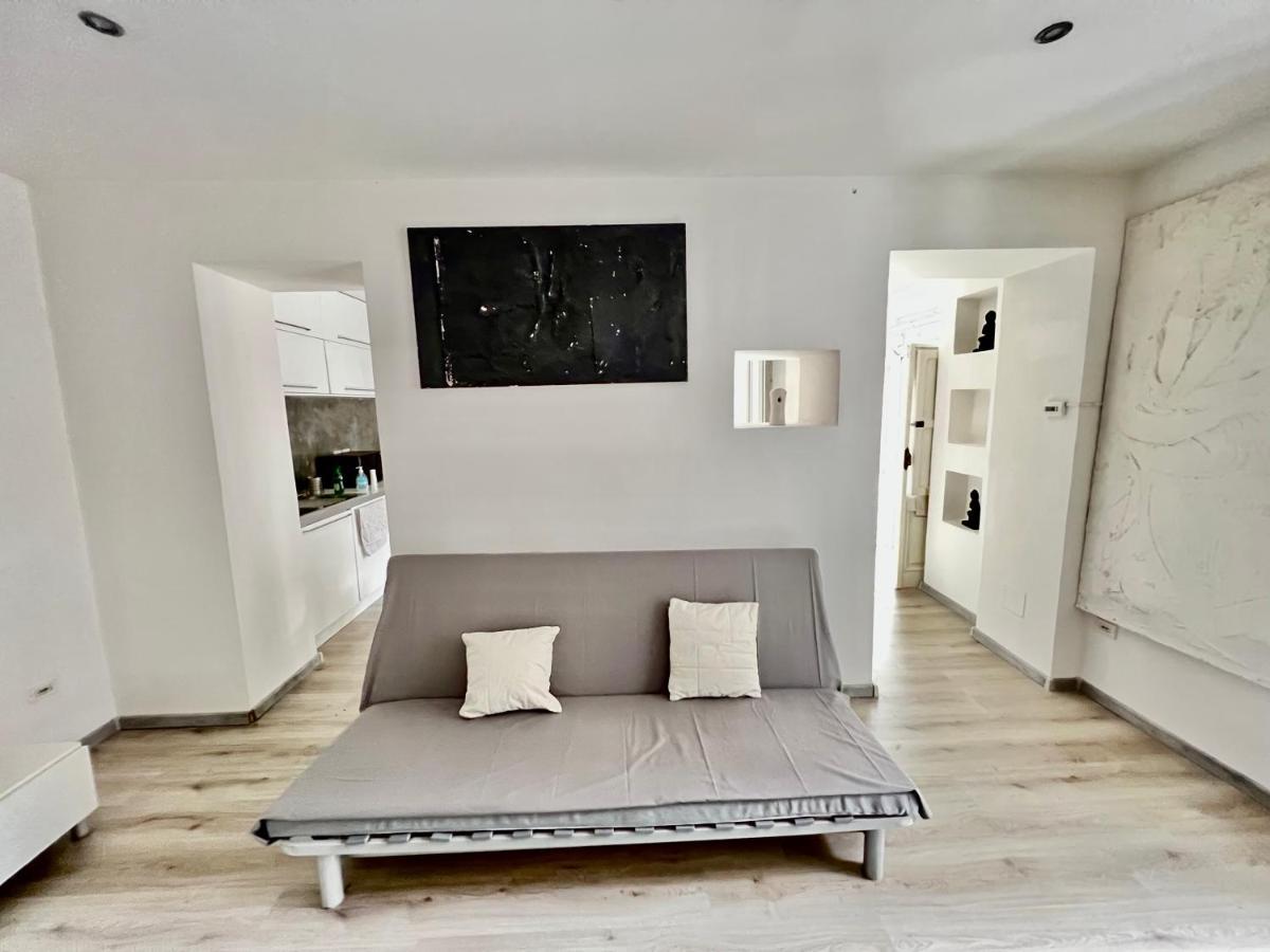 Abstract House Design Home In Center Of Τορίνο Εξωτερικό φωτογραφία
